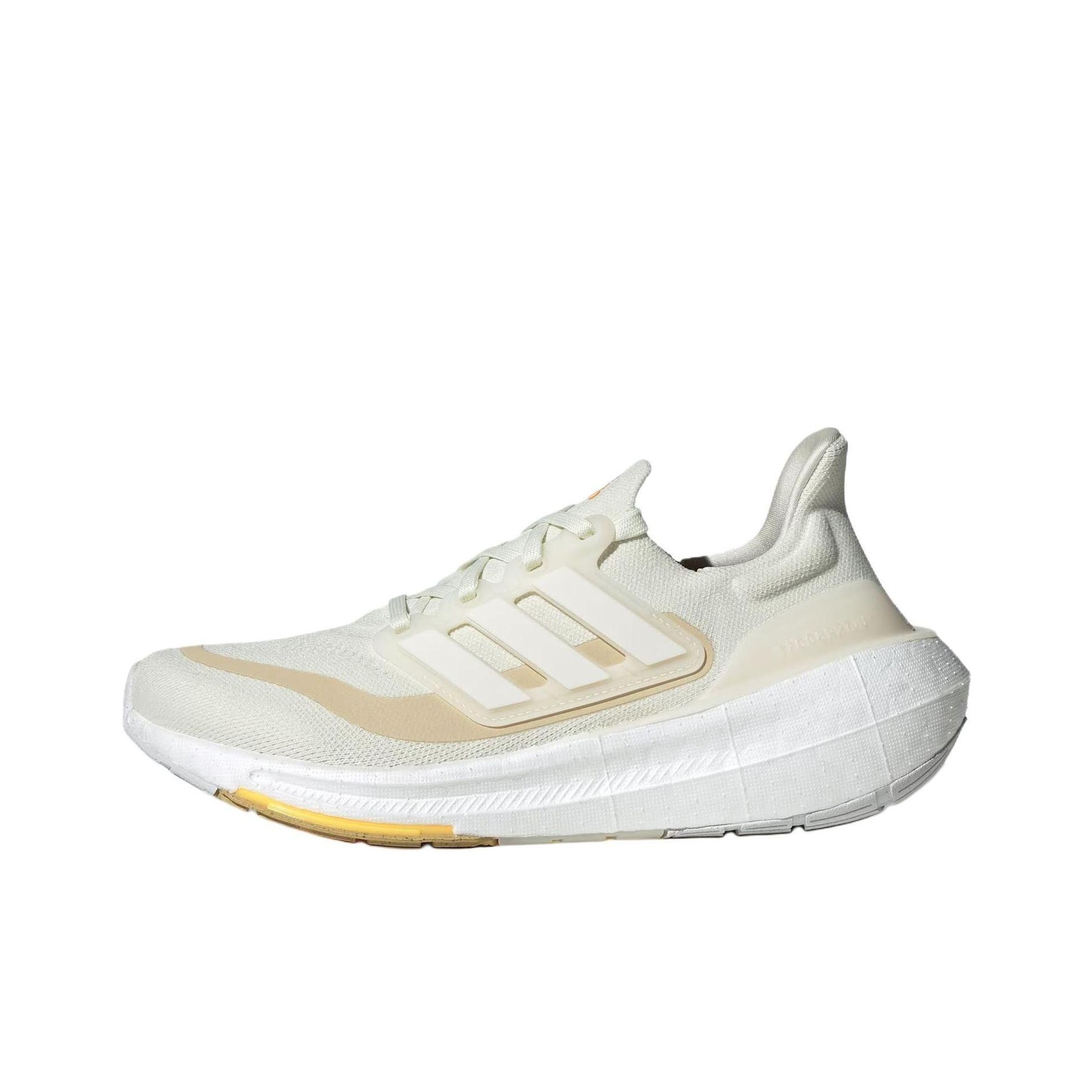 Adidas Ultraboost Light Comfor - огляд і ціна Adidas Shoes Ultraboost Light